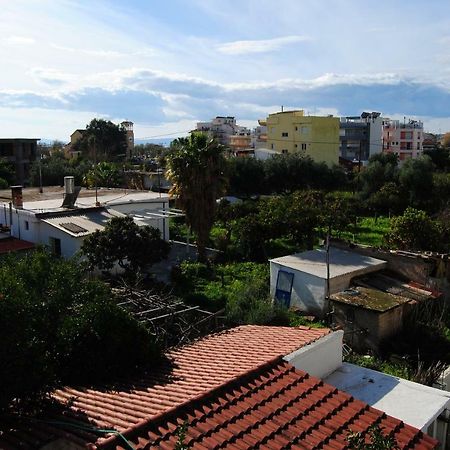 Apartment By The Beach Каламата Екстериор снимка