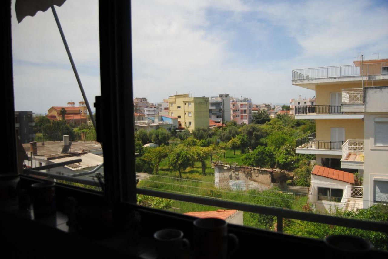 Apartment By The Beach Каламата Екстериор снимка