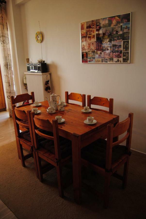Apartment By The Beach Каламата Екстериор снимка